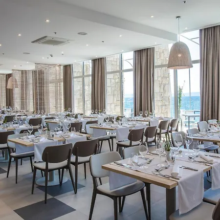 Bluesun Jadran Готель Тучепи