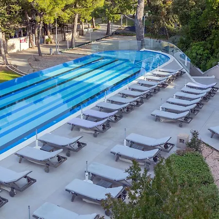 Hotel Bluesun Jadran 5*