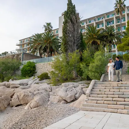 Готель Bluesun Jadran Тучепи